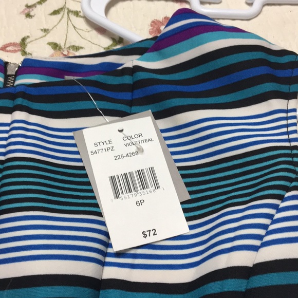 Multi color stripe dress - Picture 2 of 5